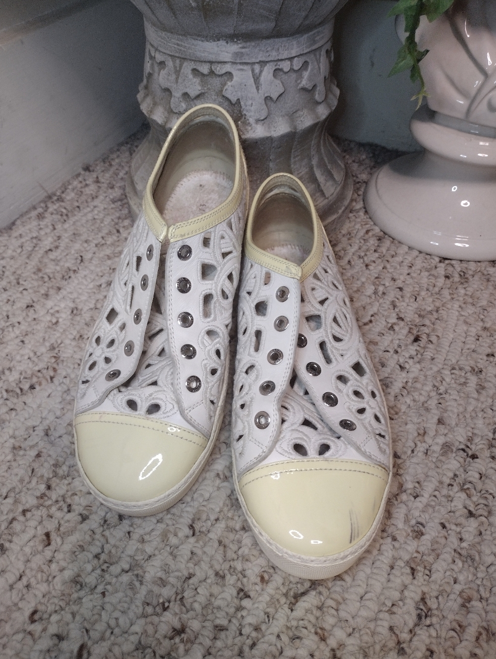 Chanel White & Cream Floral Laser Cutout Lace-up Sneakers - Picture 2 of 9